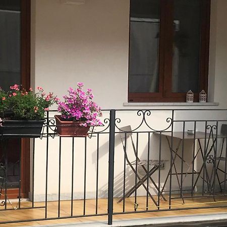 Апартаменти Casa Nicole Кастельбуоно Екстер'єр фото